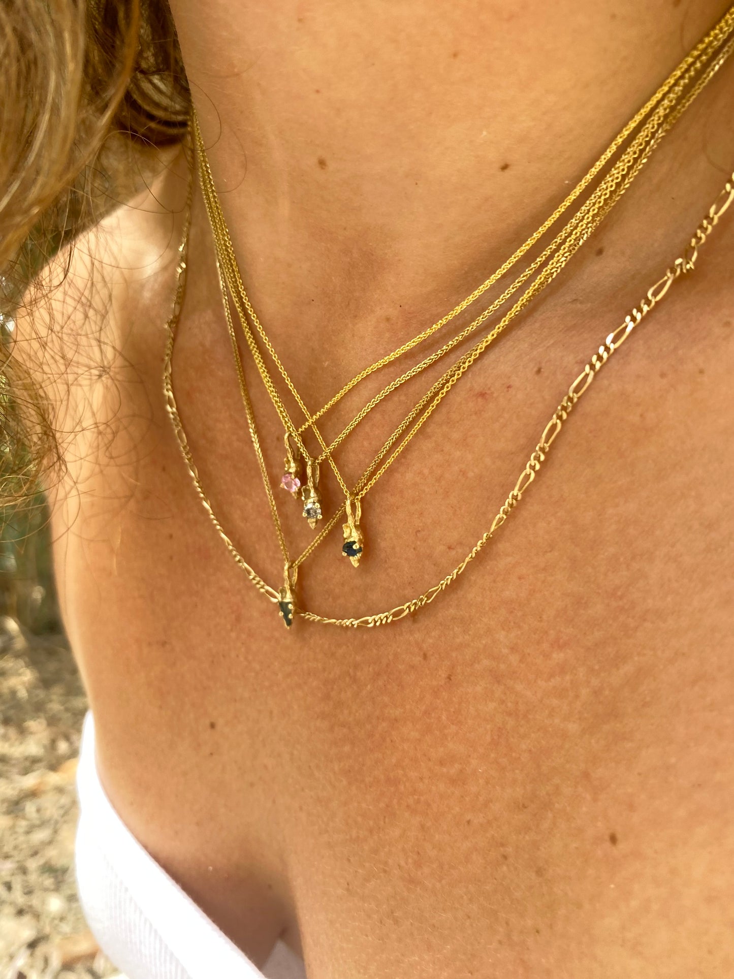 Nixie Diamond Sea Shell 14k Gold Necklace