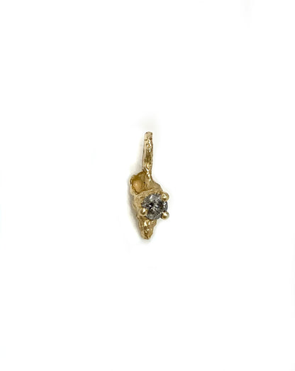 Nixie Diamond Sea Shell 14k Gold Necklace