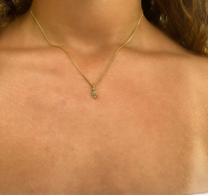 Nixie Diamond Sea Shell 14k Gold Necklace