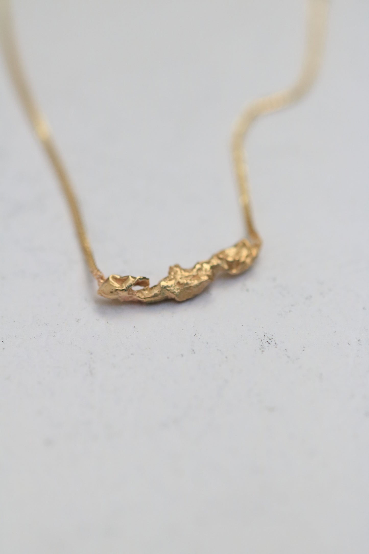 ADAMA Necklace 14k gold